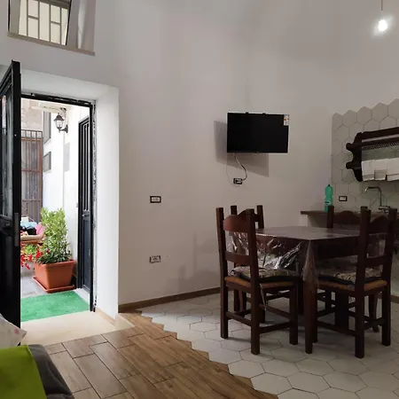 Vicolo Stretto Guest house
